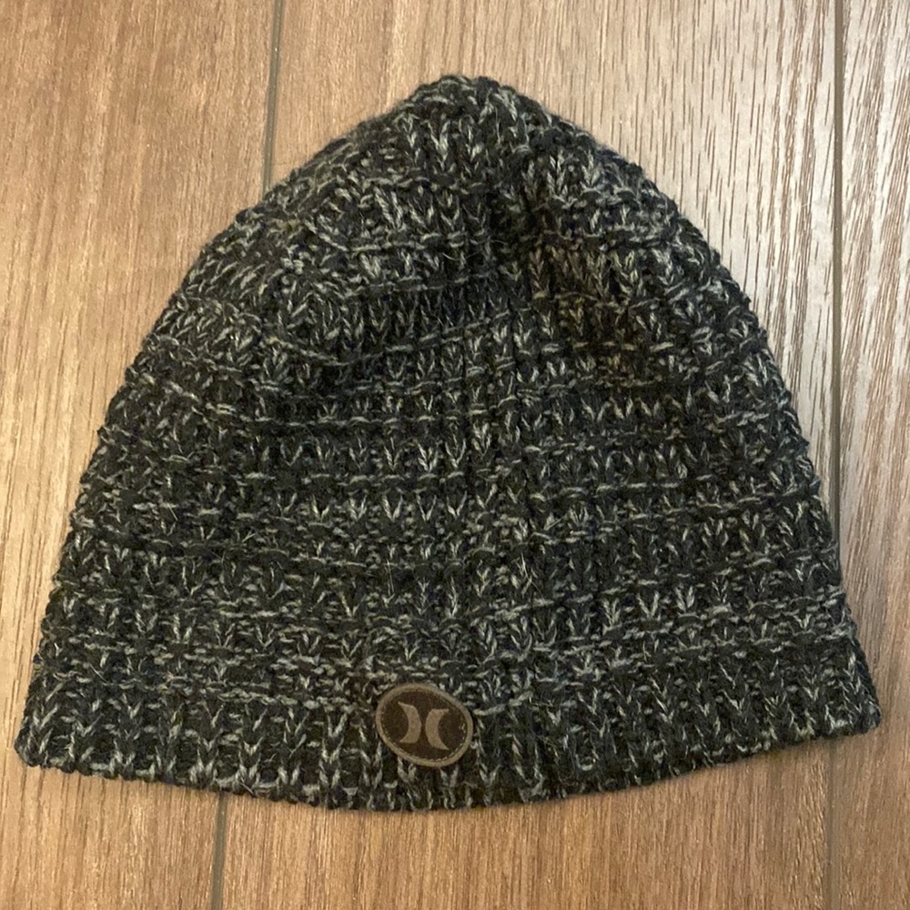 Hurley knit beanie.